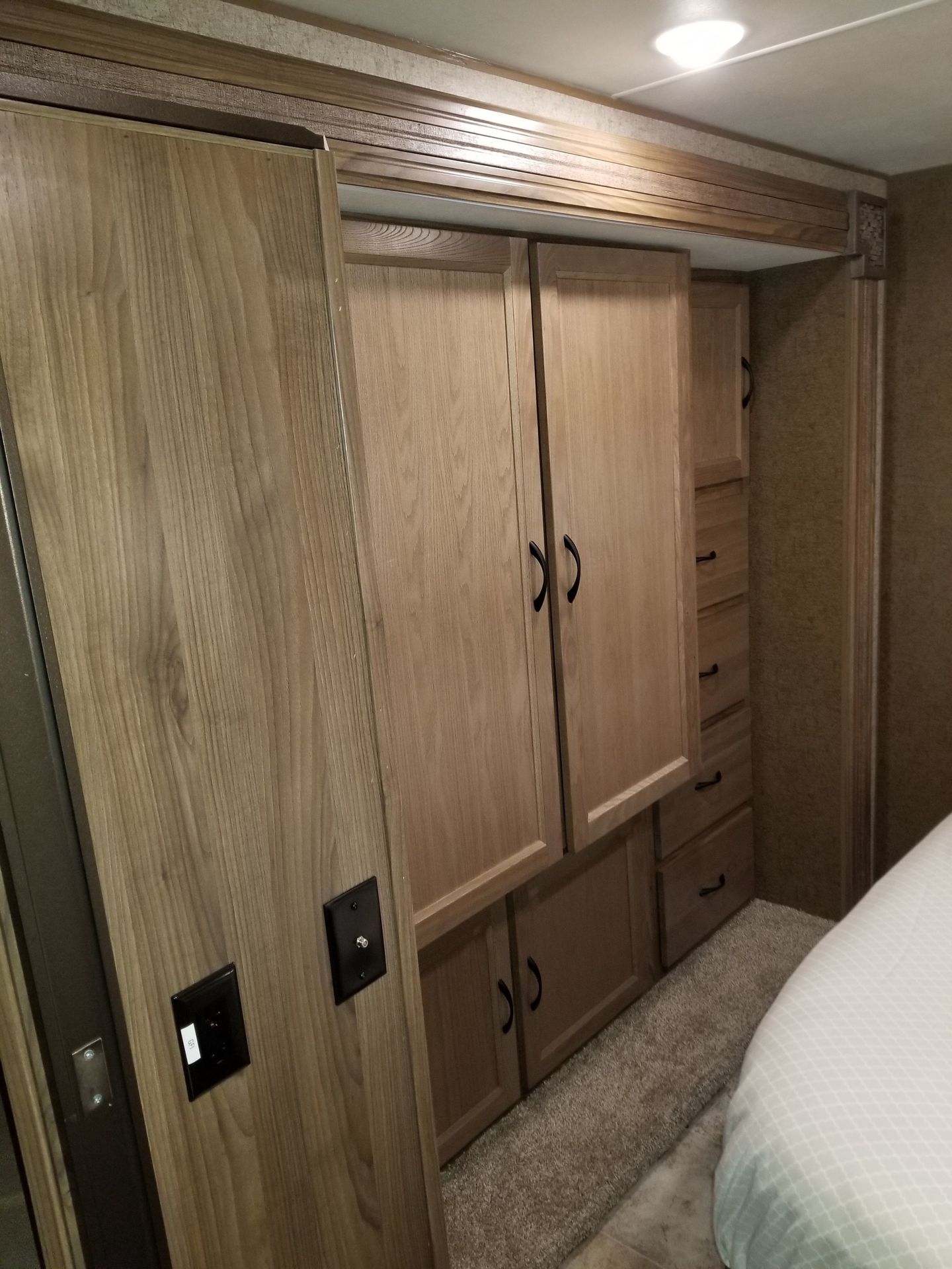 Photo 3 - 2018 Coachmen Class C Motorhome rental photo 5