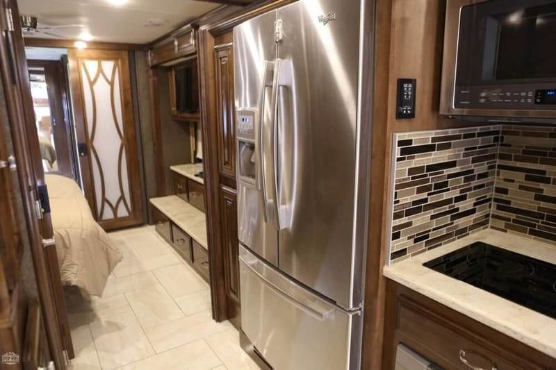 Photo 8 - 2017 Thor Motor Coach Class A Motorhome rental photo 10