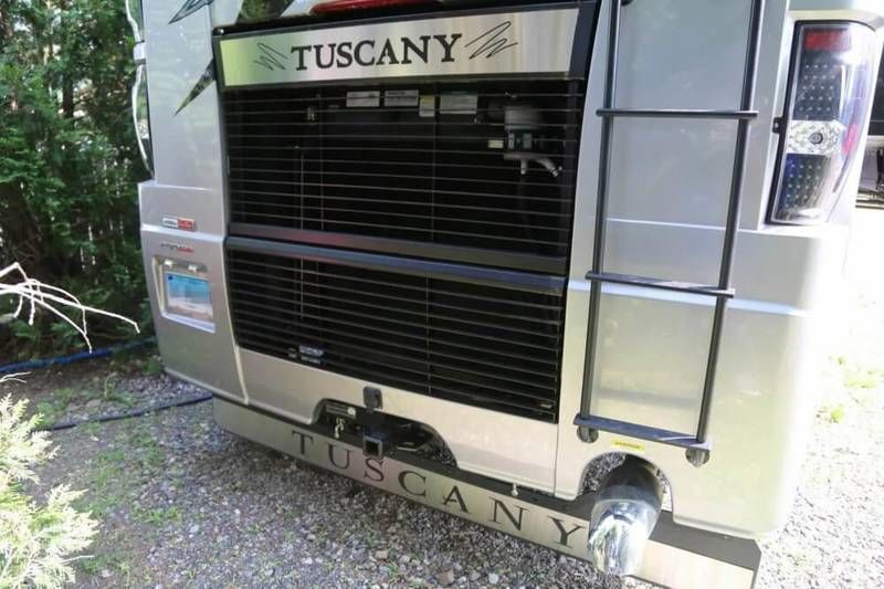 Photo 16 - 2017 Thor Motor Coach Class A Motorhome rental photo 18