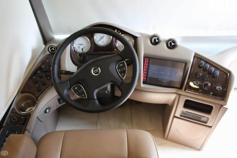 Photo 42 - 2017 Thor Motor Coach Class A Motorhome rental photo 44