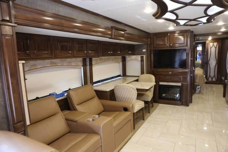 Photo 81 - 2017 Thor Motor Coach Class A Motorhome rental photo 83