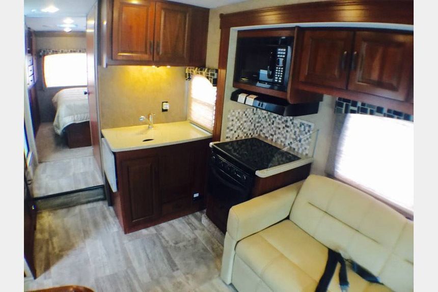 Photo 7 - 2018 Forest River Class C Motorhome rental photo 9