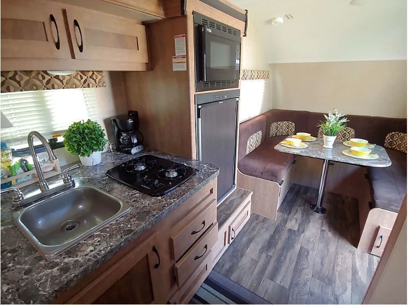Photo 6 - 2018 Starcraft Travel Trailer rental photo 8