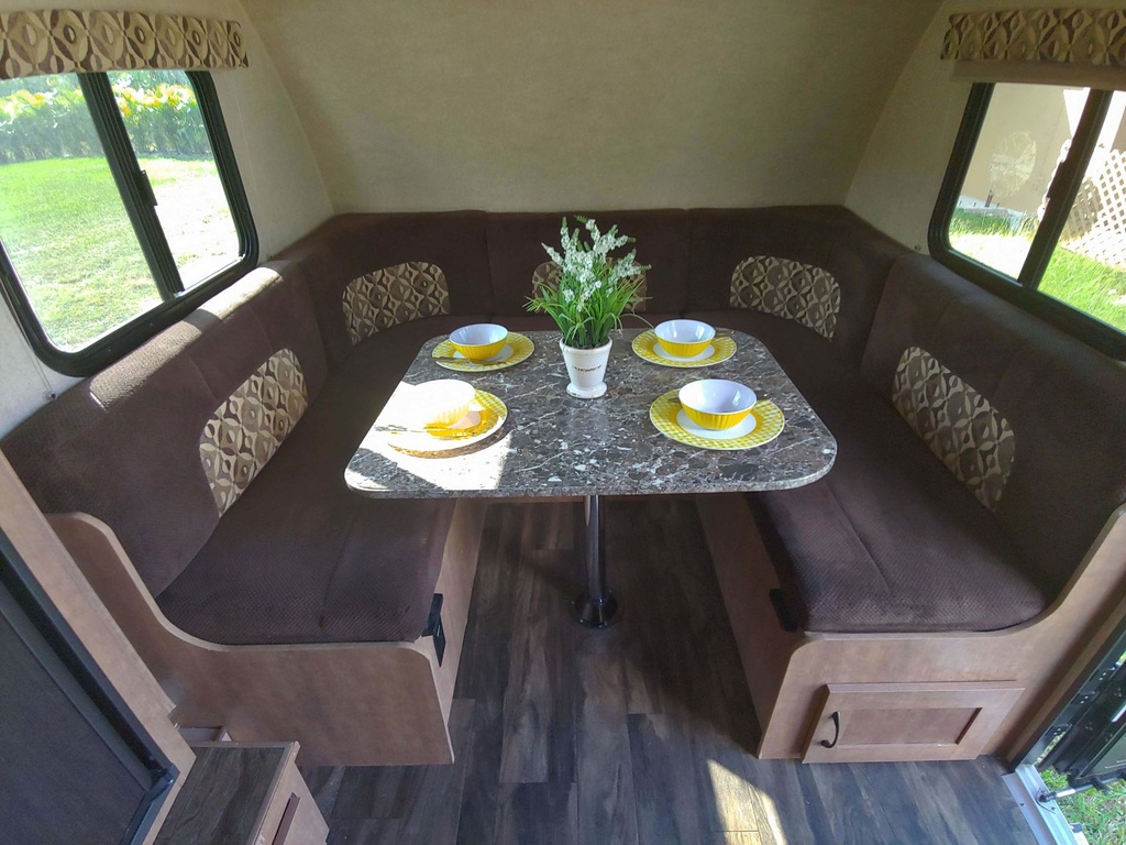 Photo 11 - 2018 Starcraft Travel Trailer rental photo 13