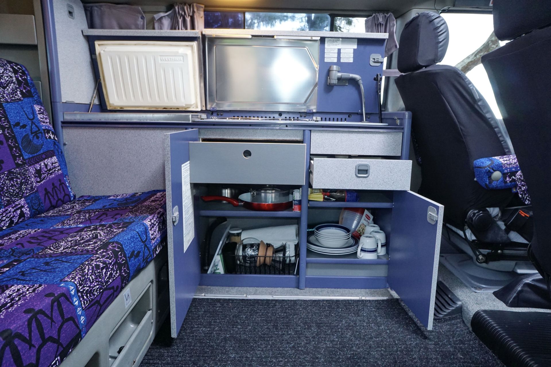 Photo 31 - 1993 Volkswagen Class B Motorhome rental photo 33