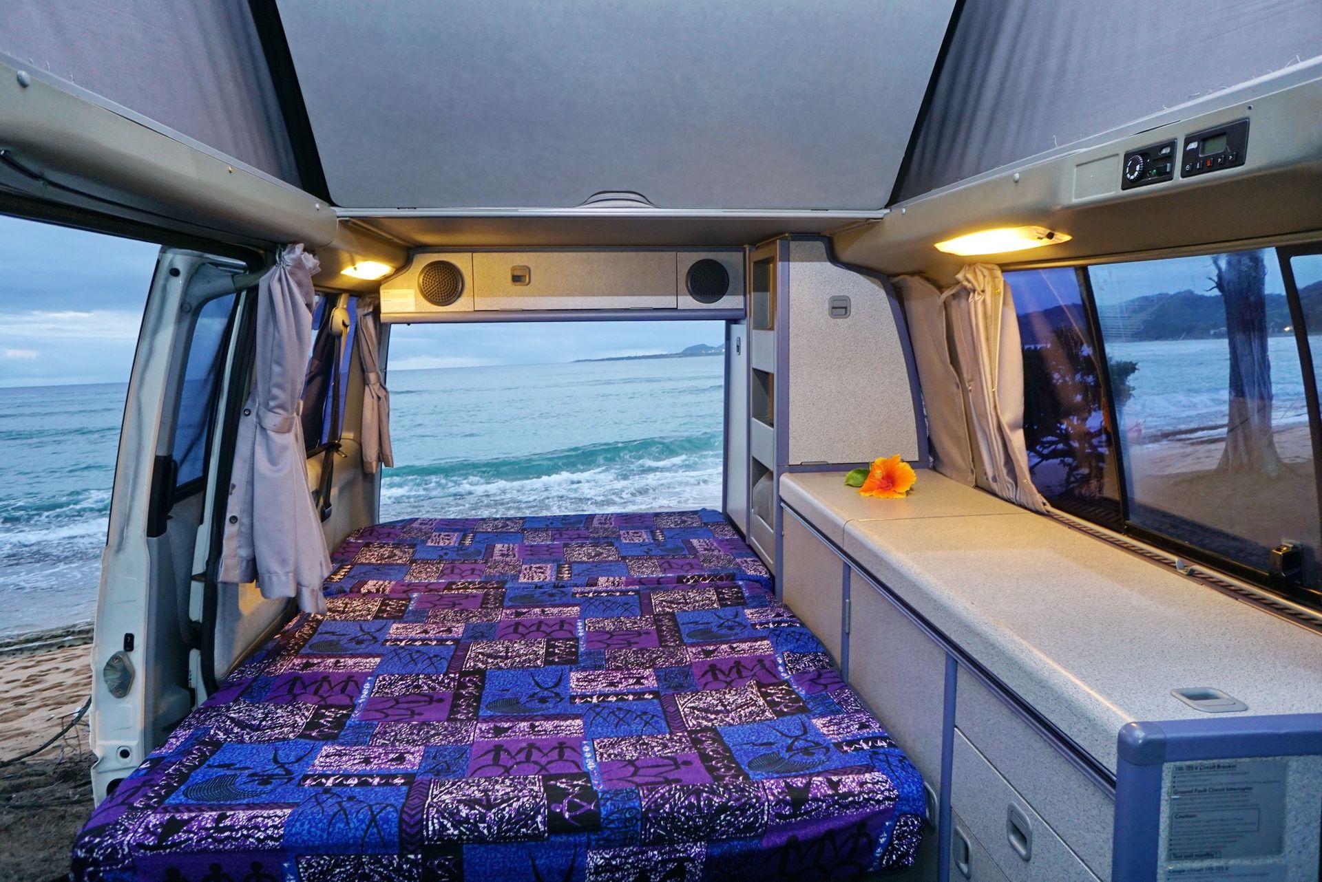 Photo 34 - 1993 Volkswagen Class B Motorhome rental photo 36