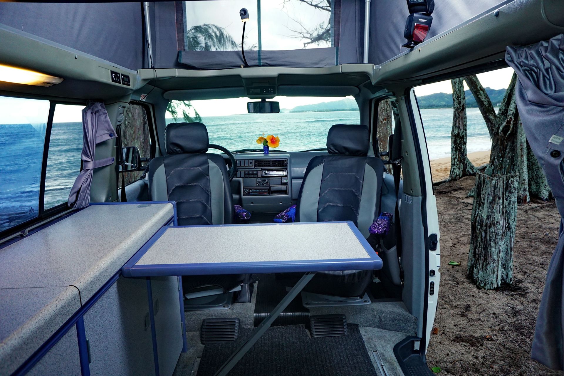 Photo 40 - 1993 Volkswagen Class B Motorhome rental photo 42