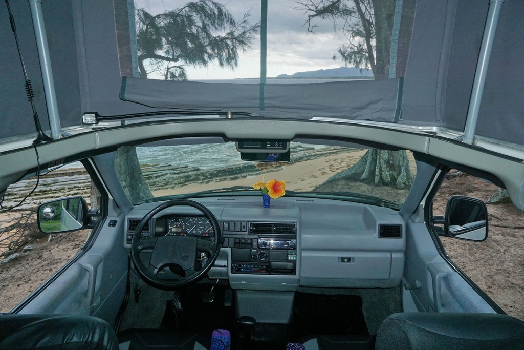 Photo 48 - 1993 Volkswagen Class B Motorhome rental photo 50