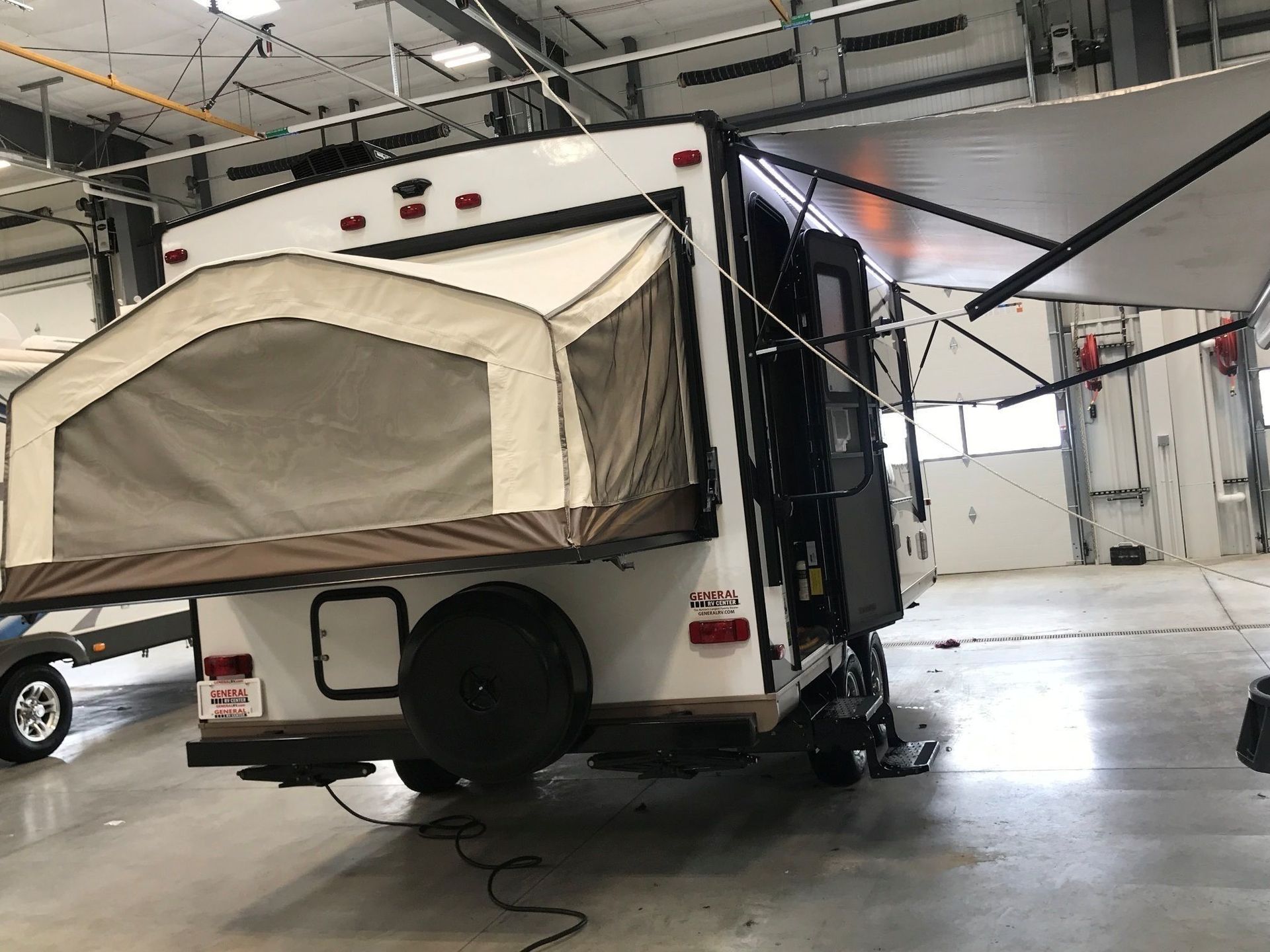 Photo 4 - 2018 Rockwood Travel Trailer rental photo 6
