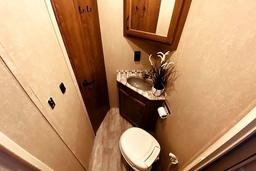 Photo 14 thumbnail 16