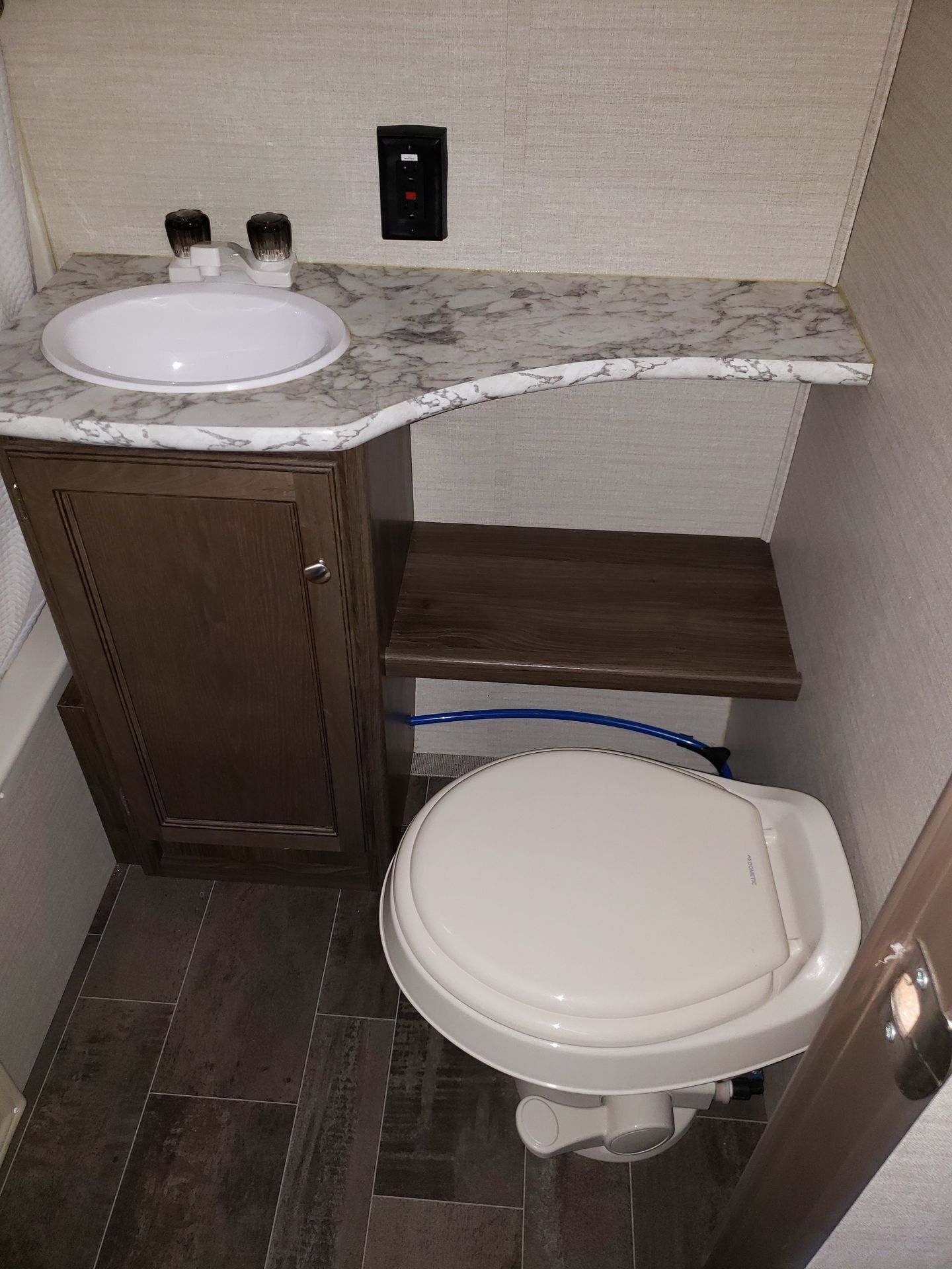 Photo 3 - 2018 Keystone Travel Trailer rental photo 5