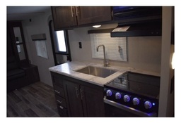 Photo 2 thumbnail 4