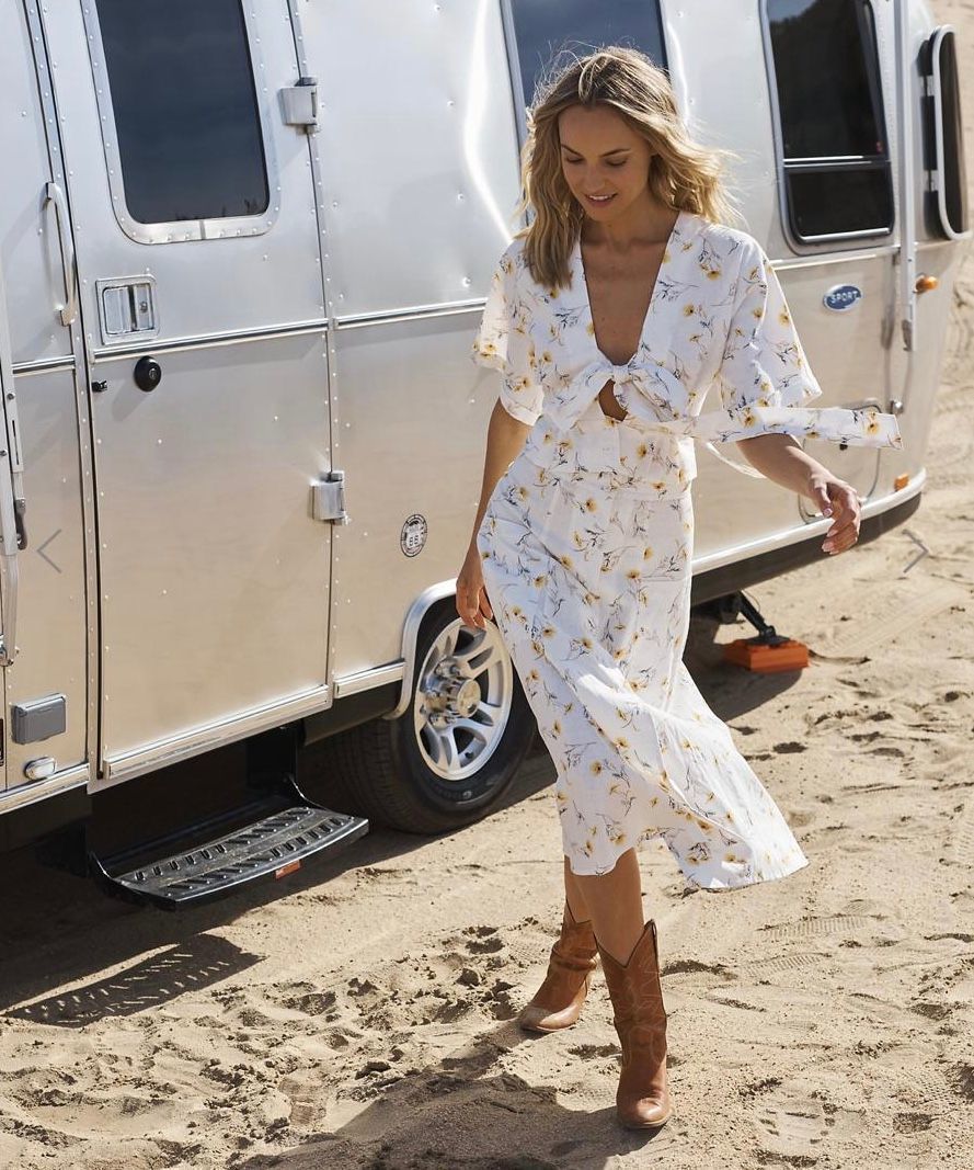 Photo 21 - 2017 Airstream Travel Trailer rental photo 23