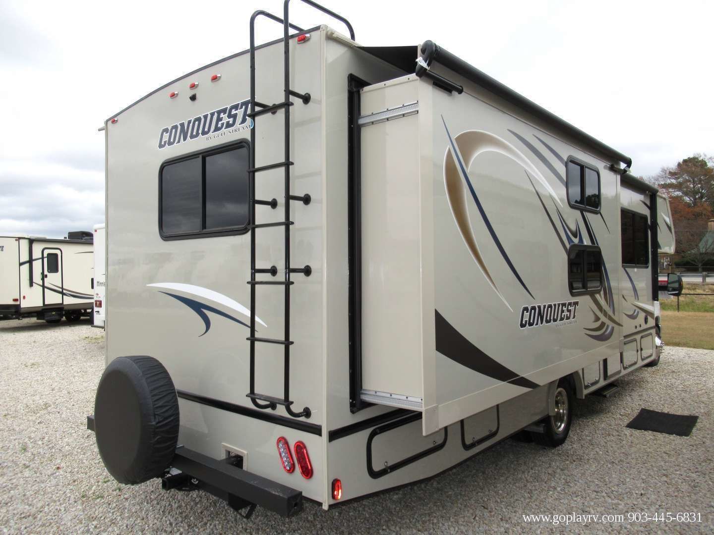 Photo 0 - 2019 Gulfstream Class C Motorhome rental photo 2