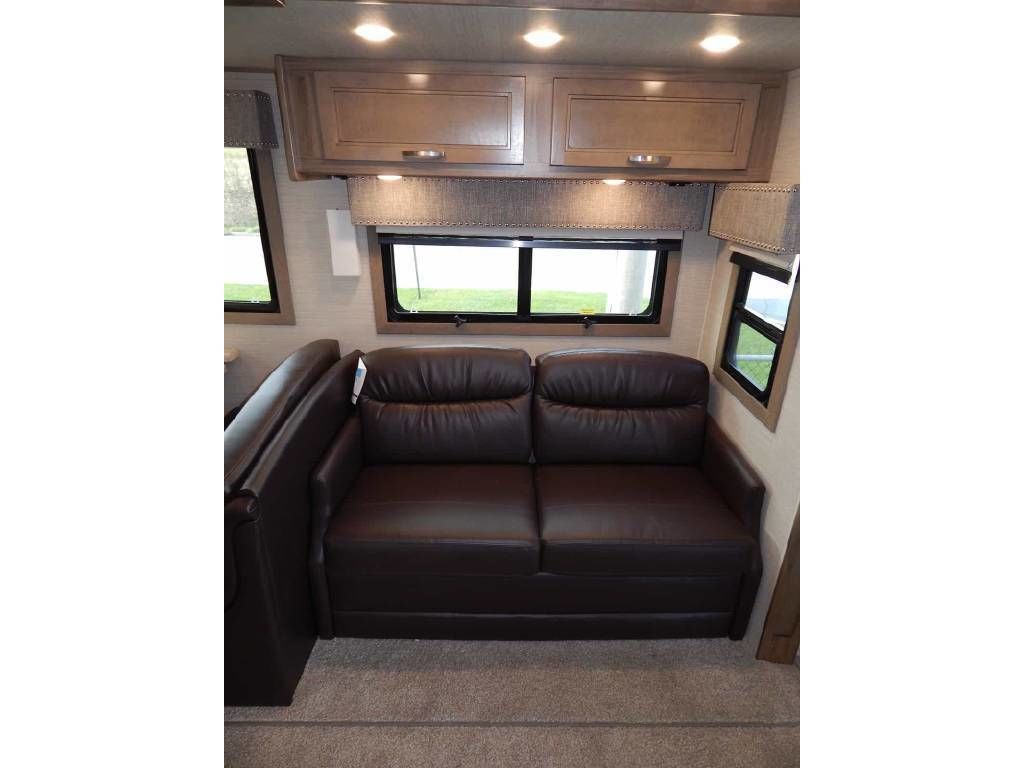 Photo 22 - 2019 Jayco Class C Motorhome rental photo 24