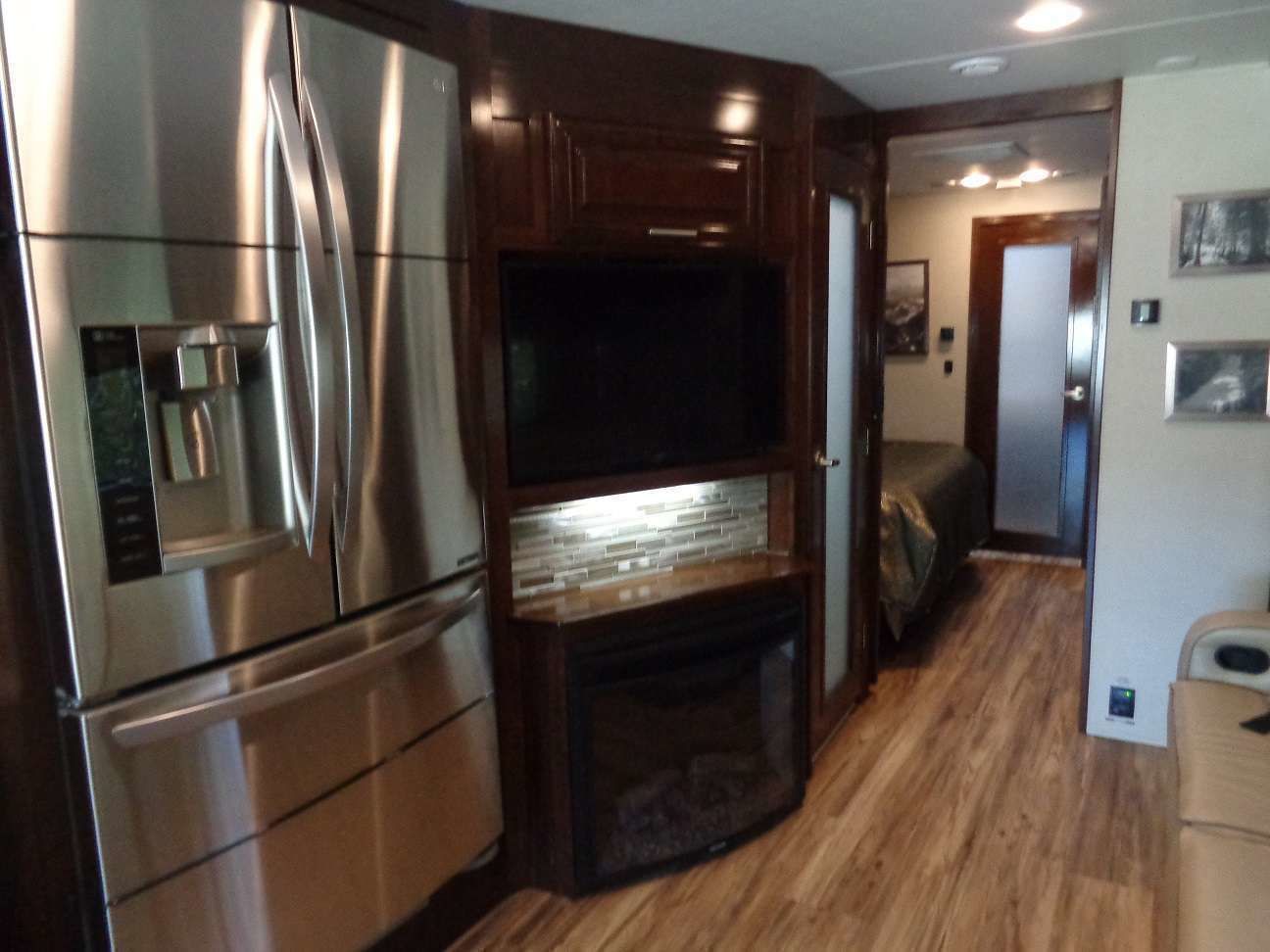 Photo 4 - 2018 Forest River Class A Motorhome rental photo 6