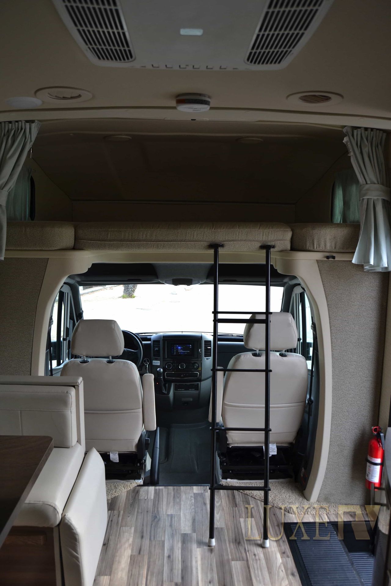 Photo 11 - 2020 Mercedes-Benz Class C Motorhome rental photo 13