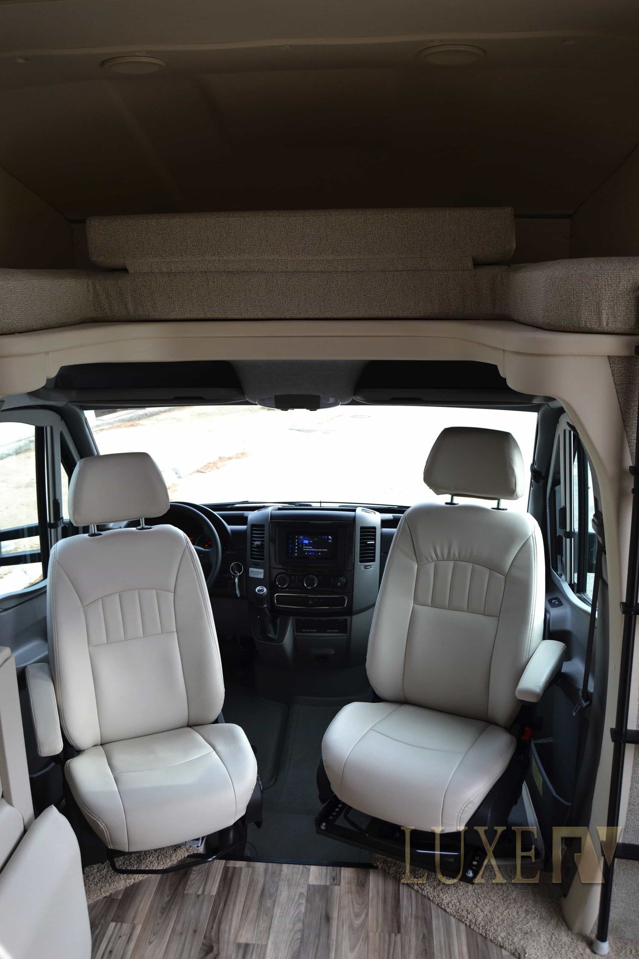Photo 13 - 2020 Mercedes-Benz Class C Motorhome rental photo 15