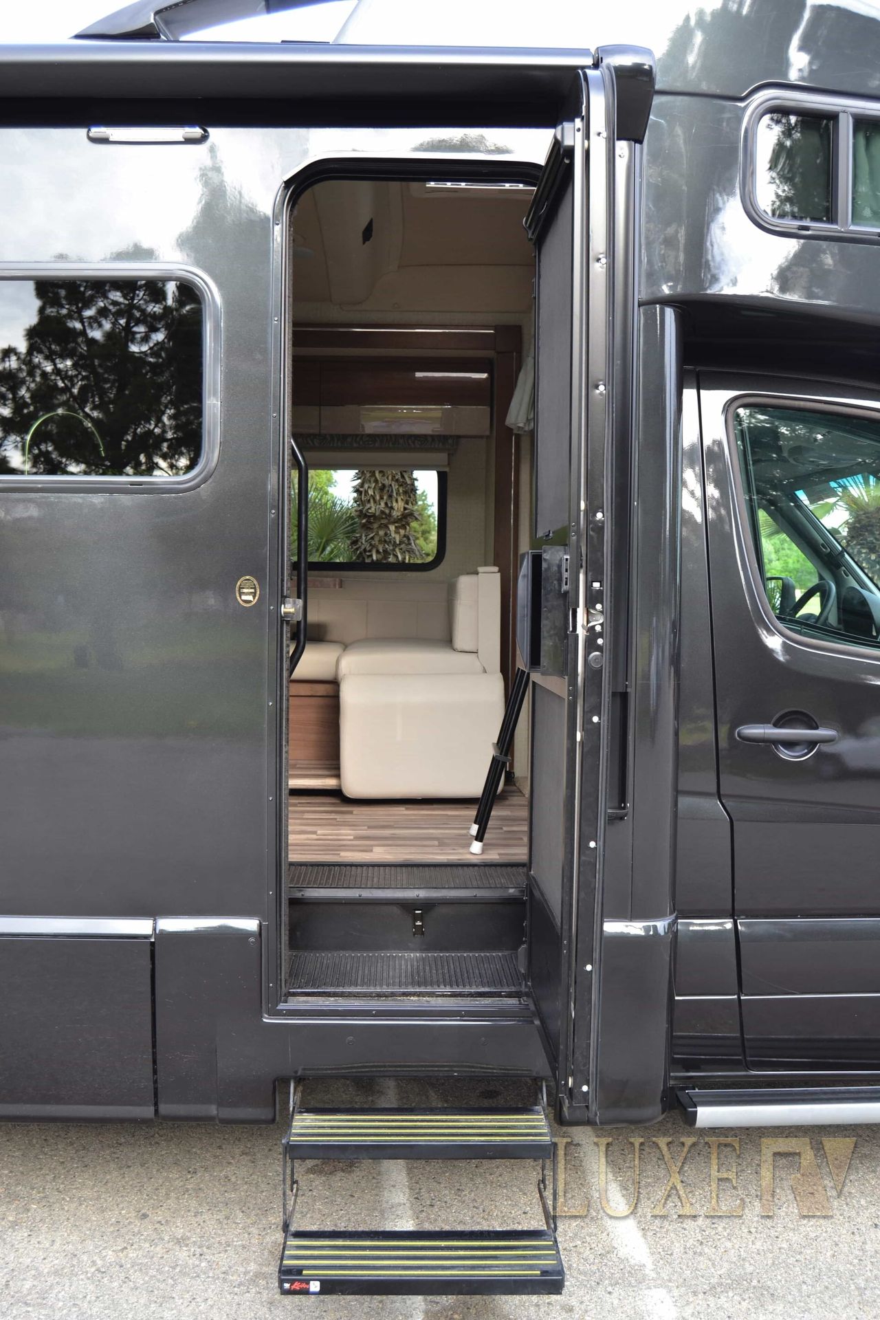 Photo 16 - 2020 Mercedes-Benz Class C Motorhome rental photo 18