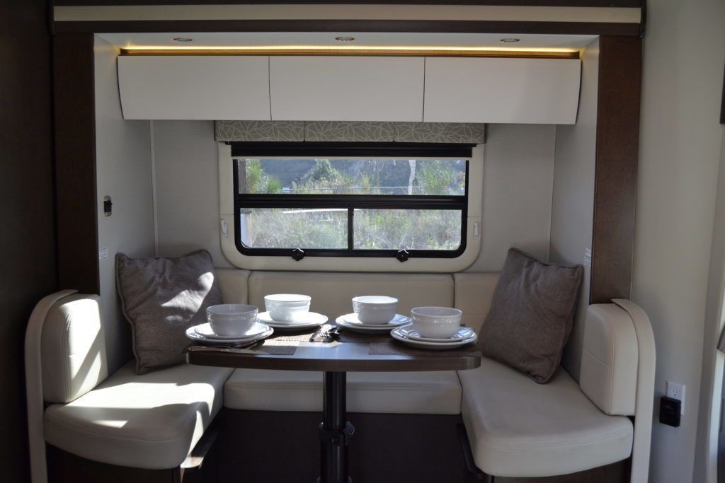 Photo 4 - 2020 Mercedes-Benz Class C Motorhome rental photo 6
