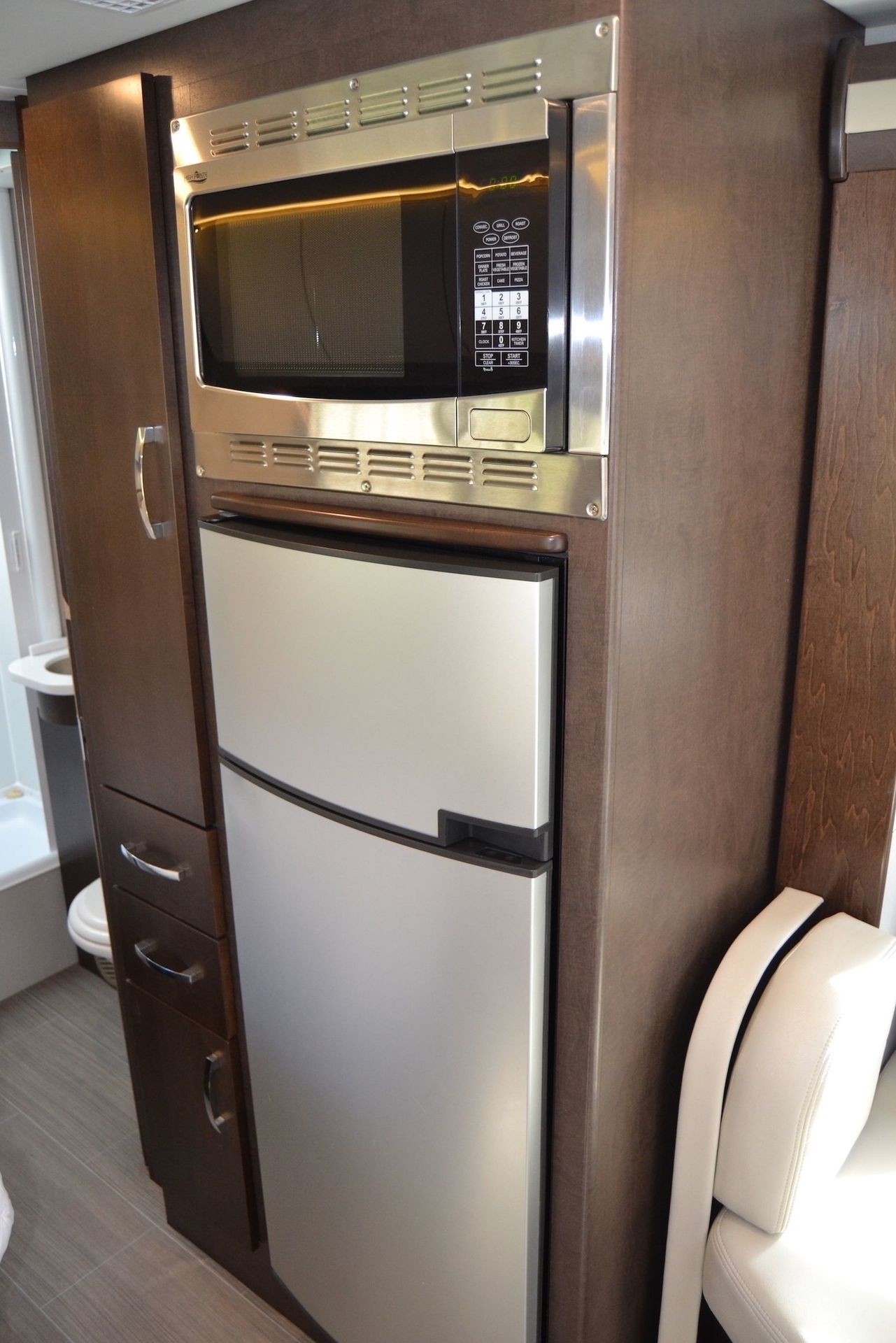 Photo 14 - 2020 Mercedes-Benz Class C Motorhome rental photo 16