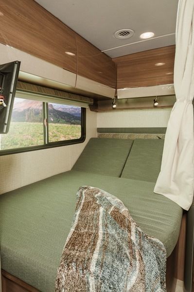 Photo 6 - 2018 Mercedes-Benz Class C Motorhome rental photo 8