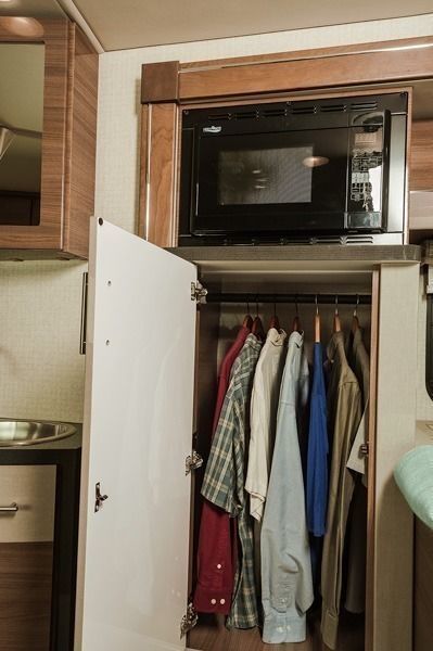 Photo 7 - 2018 Mercedes-Benz Class C Motorhome rental photo 9
