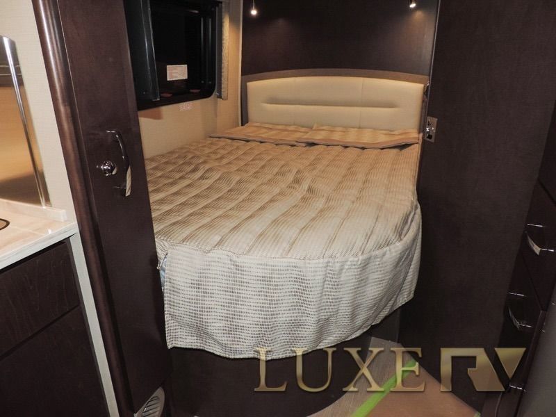 Photo 8 - 2017 Leisure Trave Class B Motorhome rental photo 10