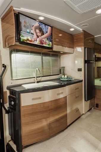 2016 Mercedes-Benz View 25' Class C Motorhome for rent in Los Angeles, CA