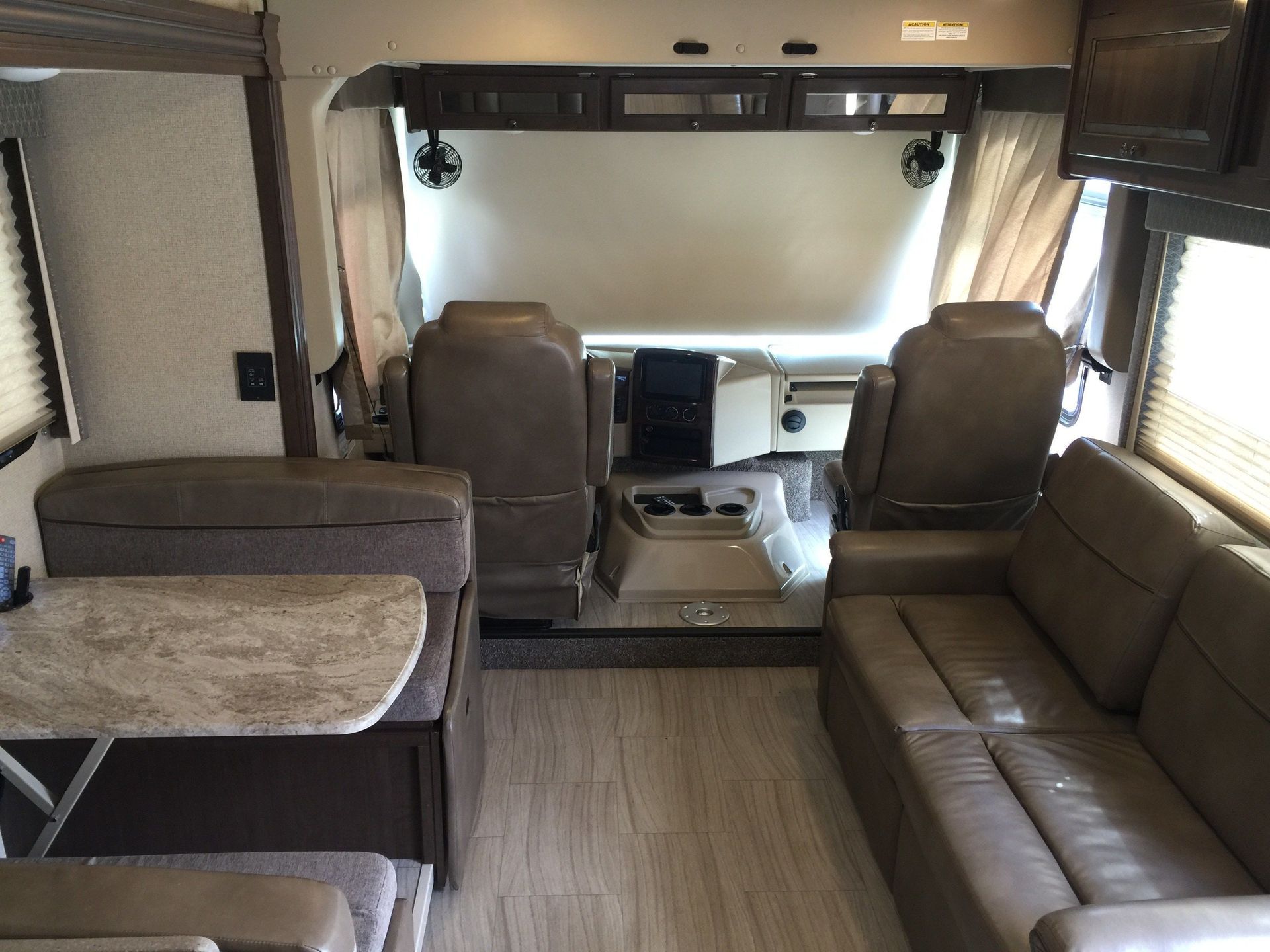 Photo 7 - 2019 Thor Class A Motorhome rental photo 9
