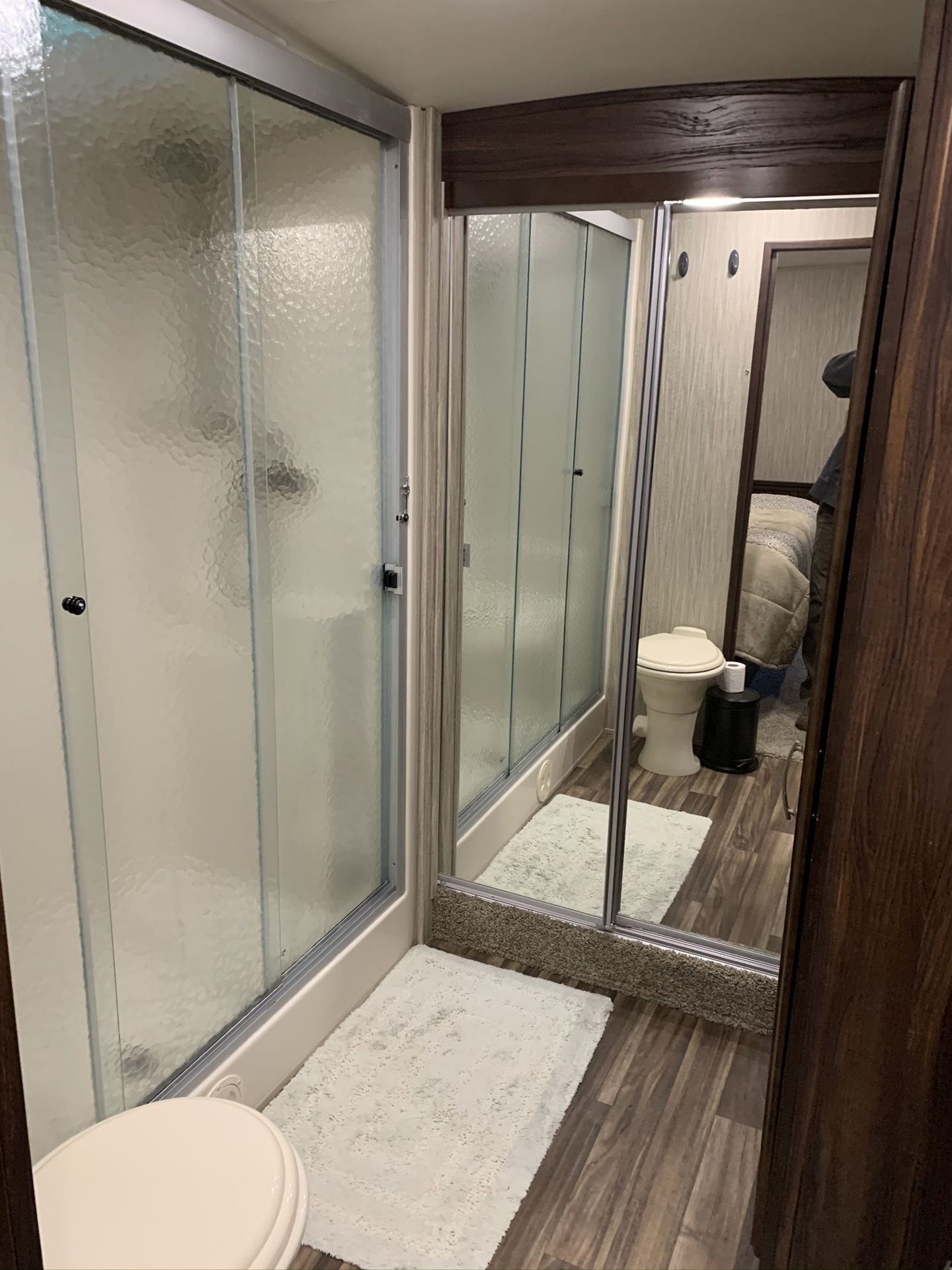 Photo 2 - 2018 Forest River Fifth Wheel rental photo 4