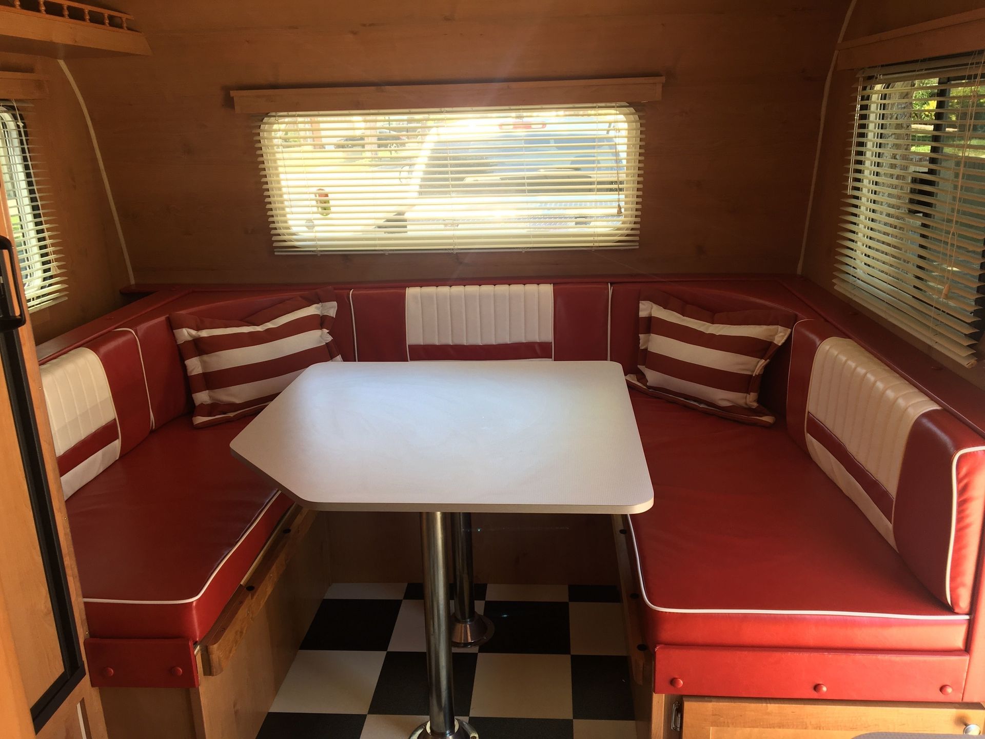 Photo 2 - 2016 Riverside Rv Travel Trailer rental photo 4