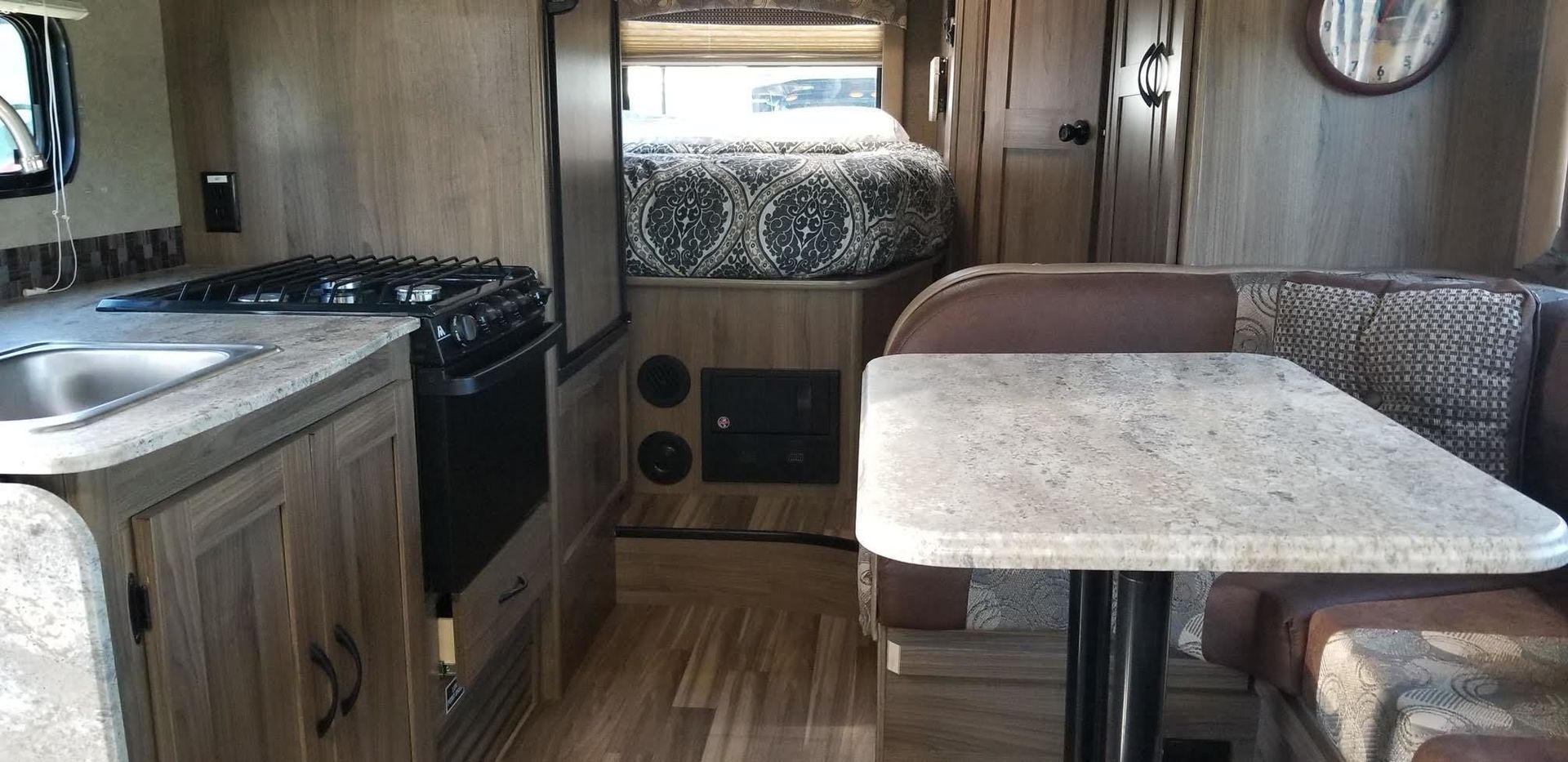 Photo 4 - 2017 Coachmen Class C Motorhome rental photo 6