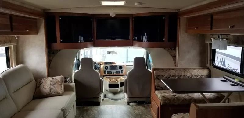Photo 12 - 2012 Winnebago Class C Motorhome rental photo 14