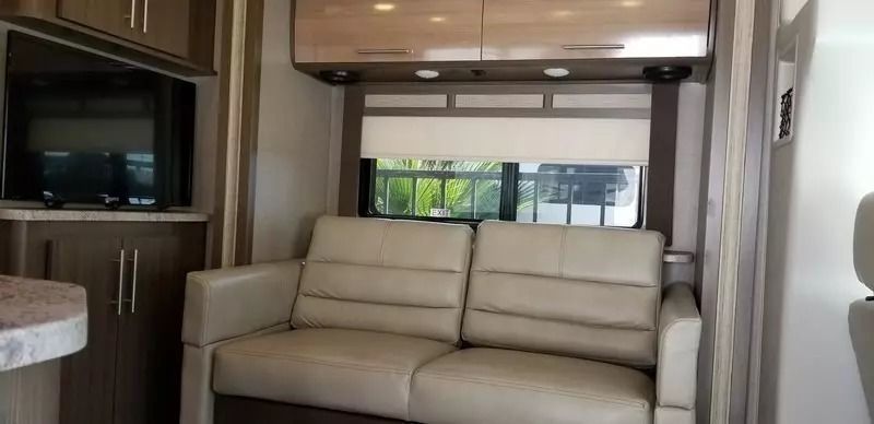 Photo 3 - 2018 Mercedes-Benz Class C Motorhome rental photo 5