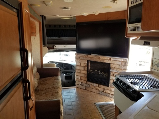 2003 Fleetwood Jamboree GT Class C Motorhome for rent in Los Angeles, CA