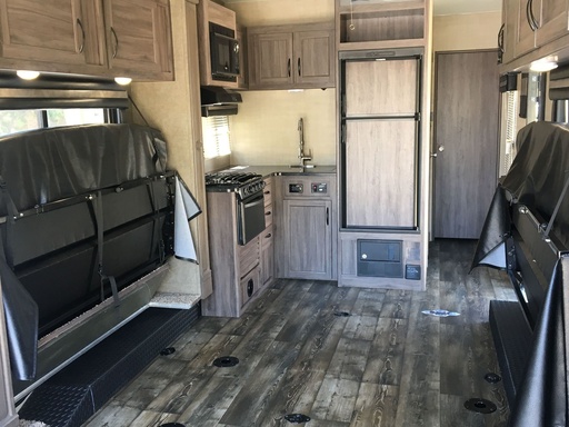 2019 Rage'N 28ex Toy Hauler for rent in Lakewood, CA