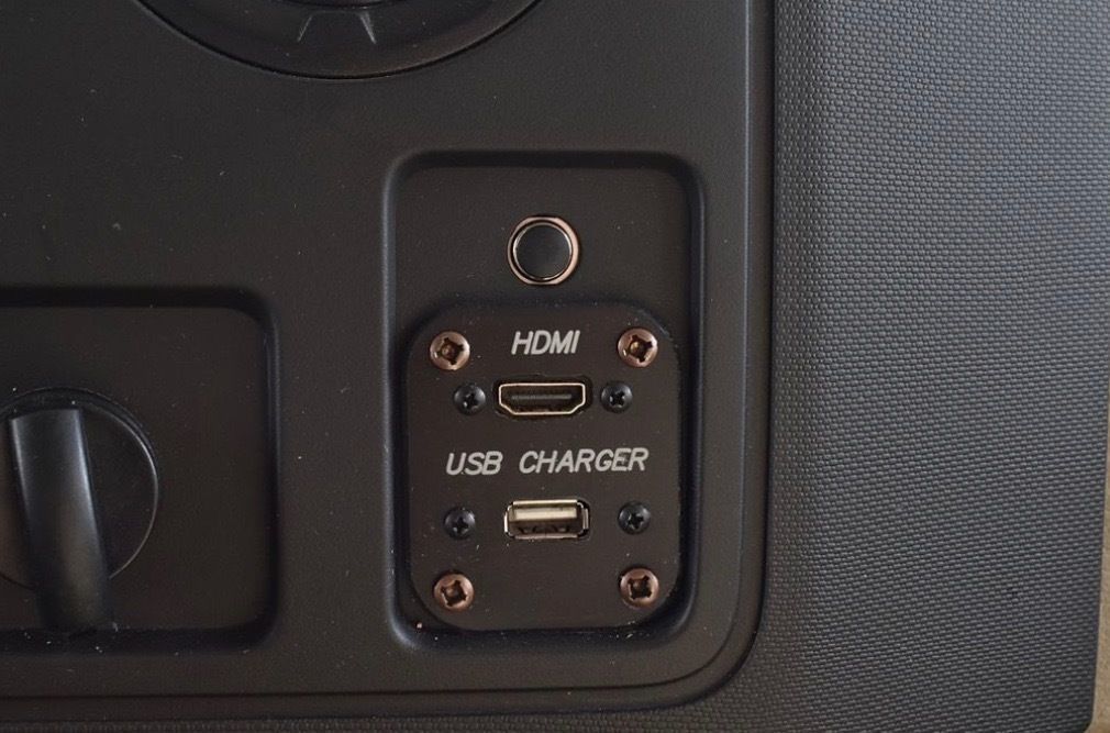 Photo 23 - 2019 Thor Motor Coach Class C Motorhome rental photo 25