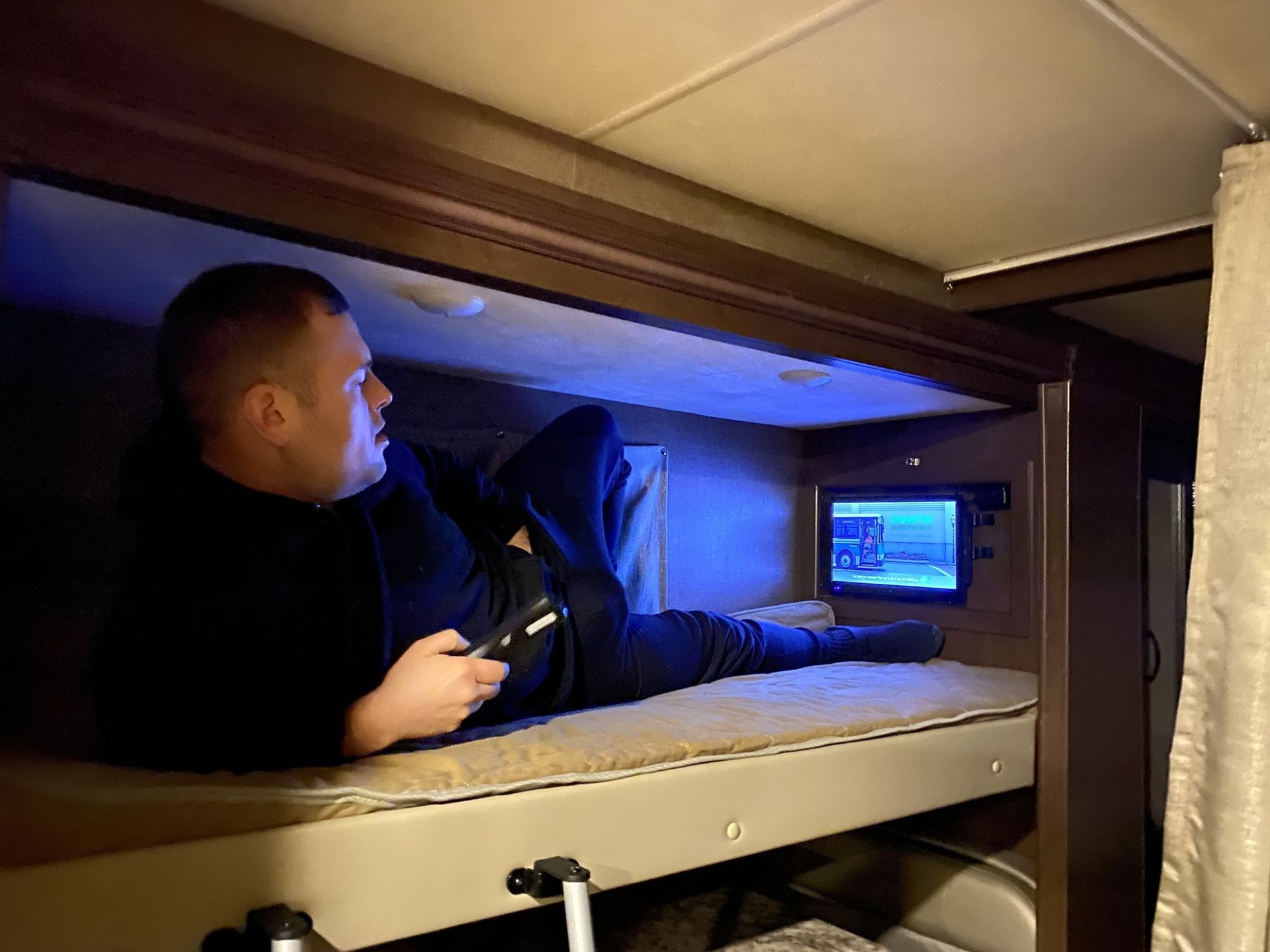Photo 37 - 2019 Thor Motor Coach Class C Motorhome rental photo 39