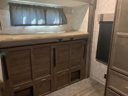 Photo 16 thumbnail 18