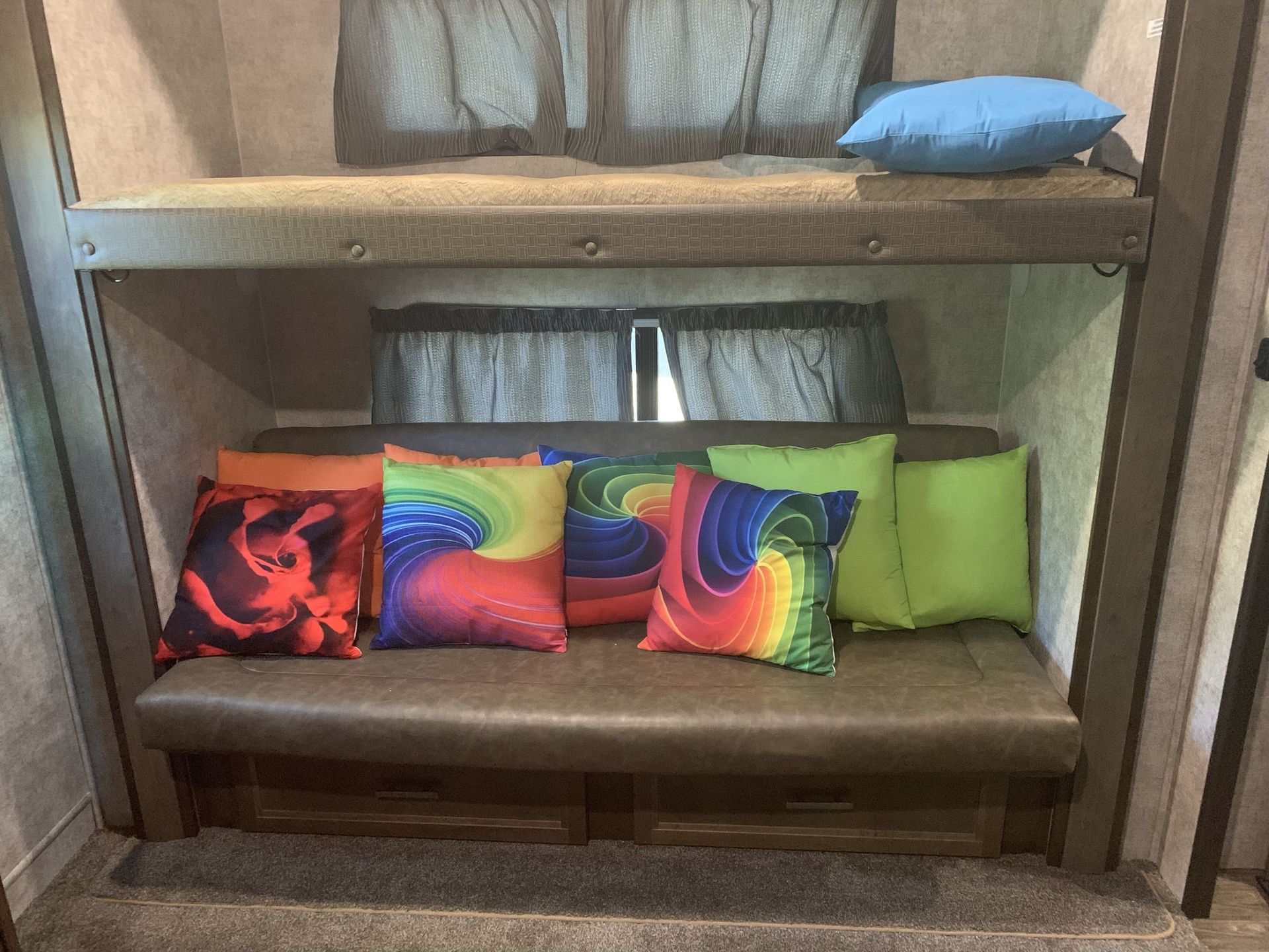 Photo 22 - 2019 Open Range Fifth Wheel rental photo 24