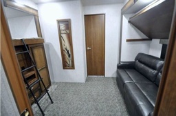 Photo 10 thumbnail 12