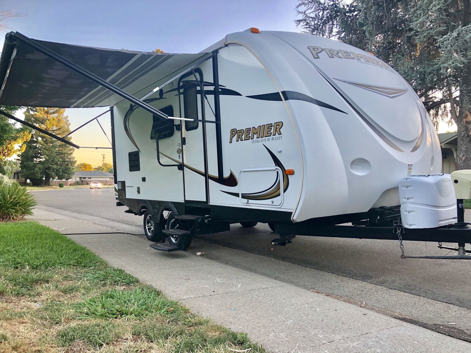 Photo 1 - 2012 Keystone Travel Trailer rental photo 3