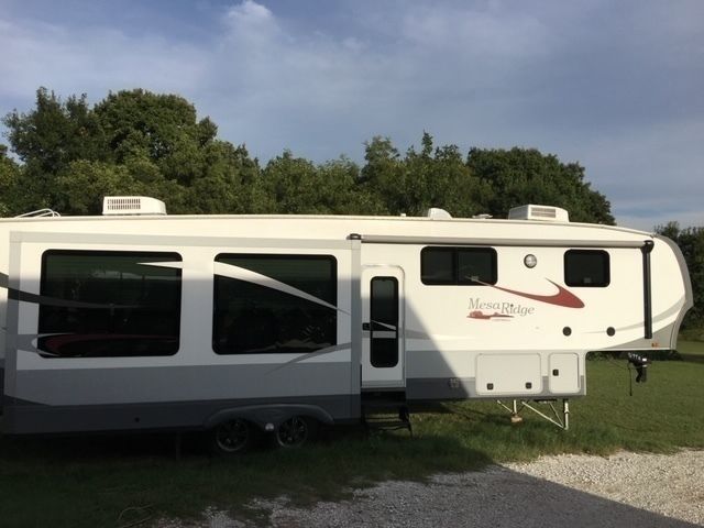 Photo 0 - 2014 Open Range Fifth Wheel rental photo 2