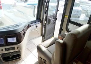 Photo 2 - 2018 American Coach Class A Motorhome rental photo 4