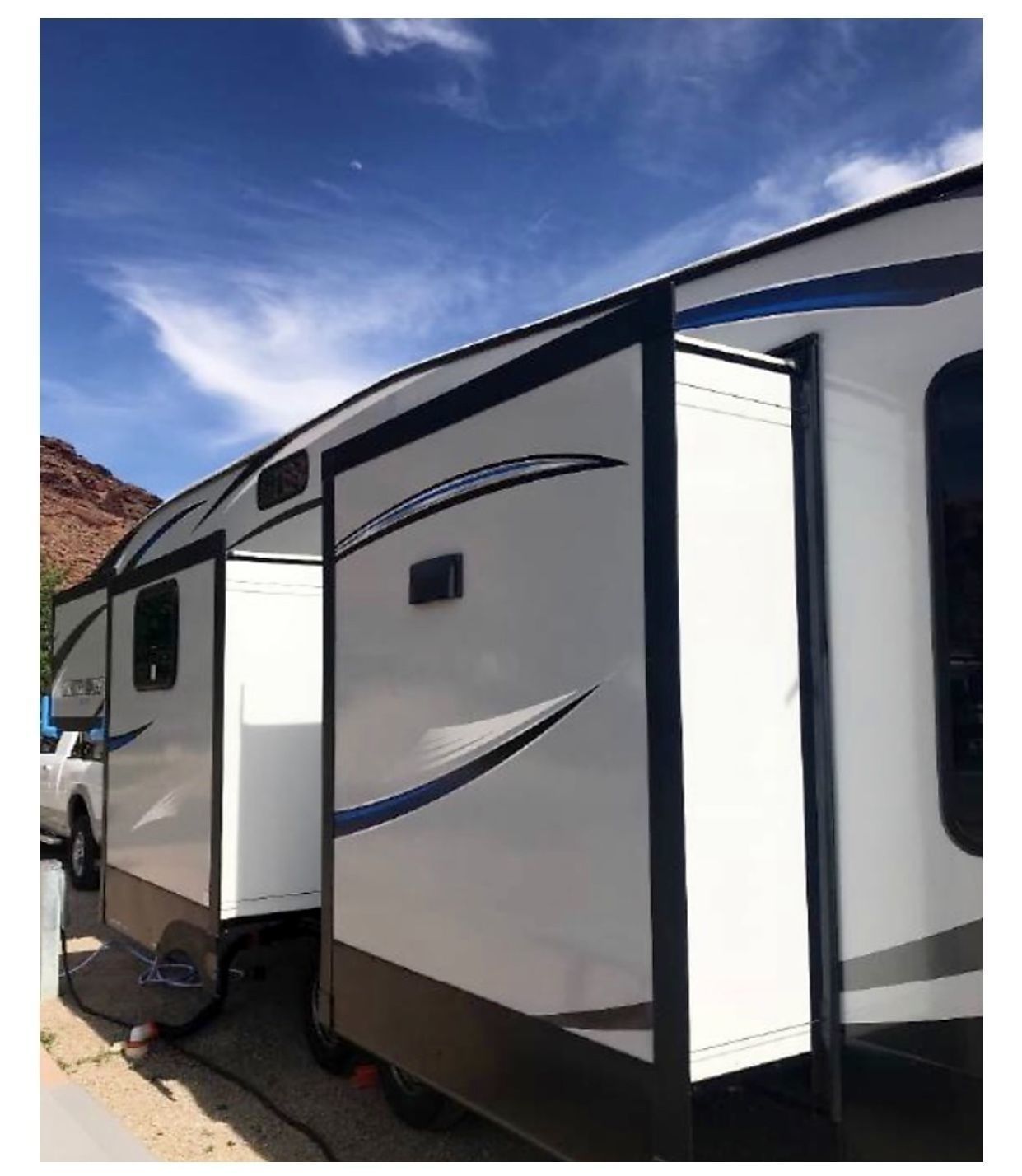 Photo 11 - 2018 Cherokee Fifth Wheel rental photo 13