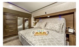 Photo 22 thumbnail 24
