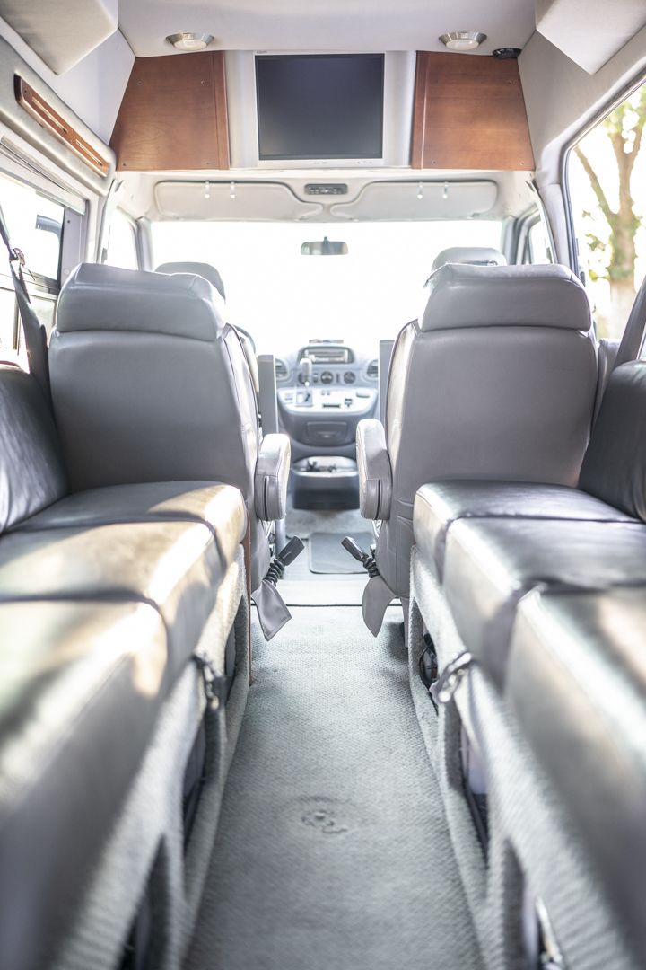 Photo 8 - 2004 Mercedes-Benz Class B Motorhome rental photo 10