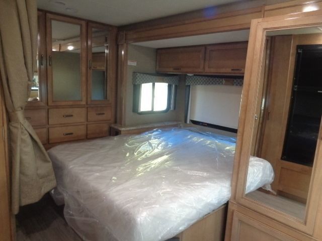 Photo 3 - 2020 Thor Motor Coach Class C Motorhome rental photo 5