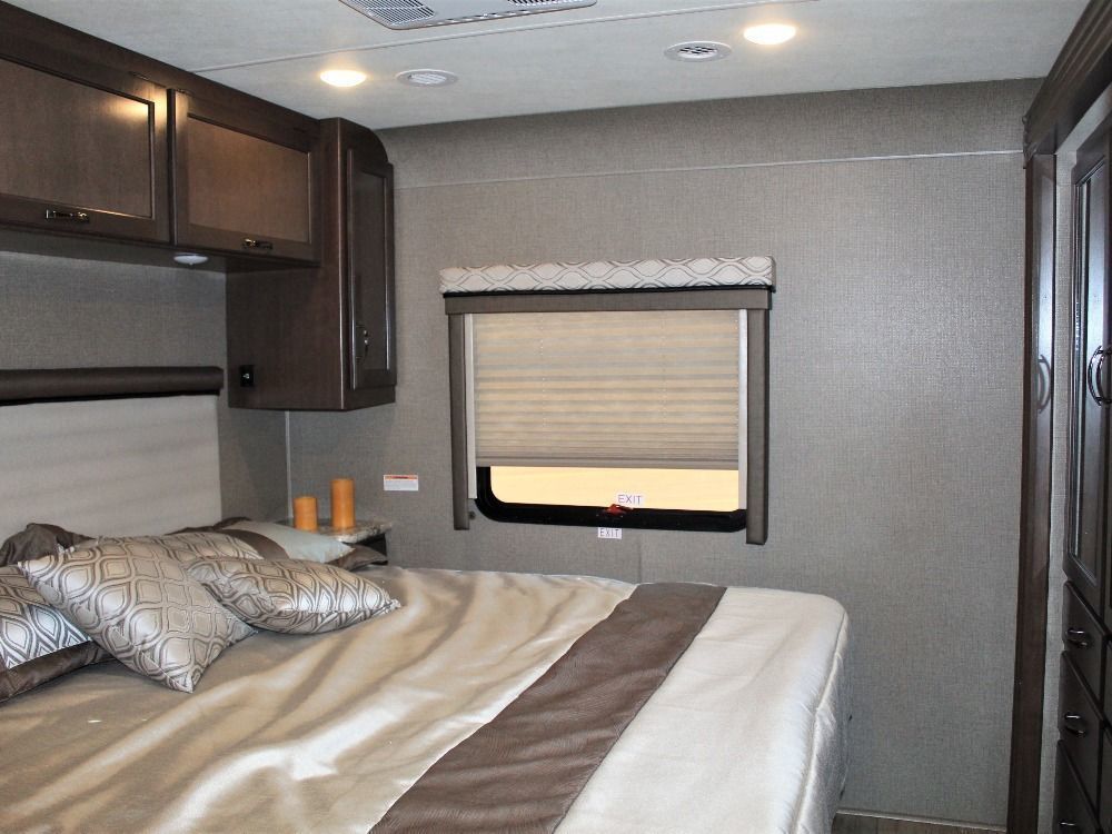 Photo 34 - 2020 Thor Class A Motorhome rental photo 35